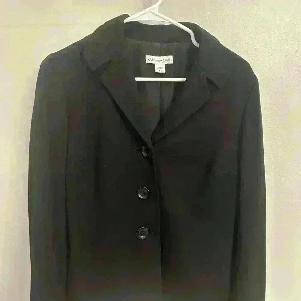 Coldwater Creek woman's 4-6 black blazer